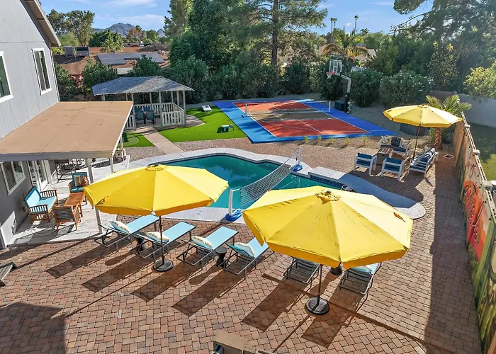 Hébergement de vacances Outdoor Oasis Pool Sport Court Arcade Put Put Phoenix
