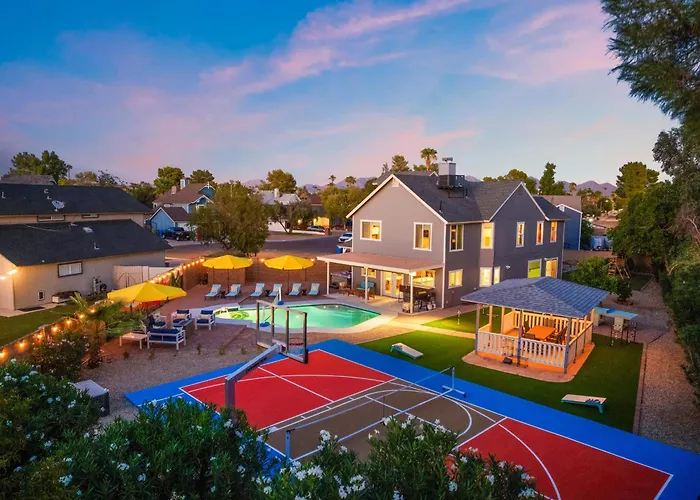 Outdoor Oasis Pool Sport Court Arcade Put Put * Phoenix